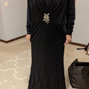 Dress beautiful black long gown / halter dress